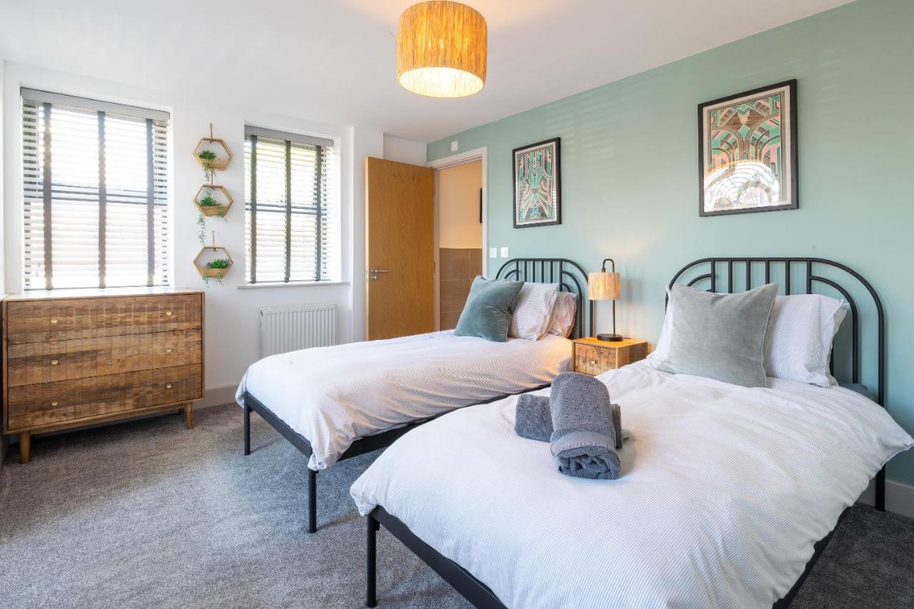 X-Large Two Bedroom & Two Bathroom Apartment With Free Evening Parking Southampton Ngoại thất bức ảnh