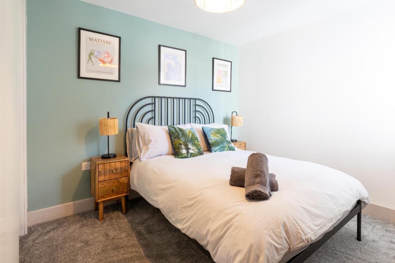 X-Large Two Bedroom & Two Bathroom Apartment With Free Evening Parking Southampton Ngoại thất bức ảnh