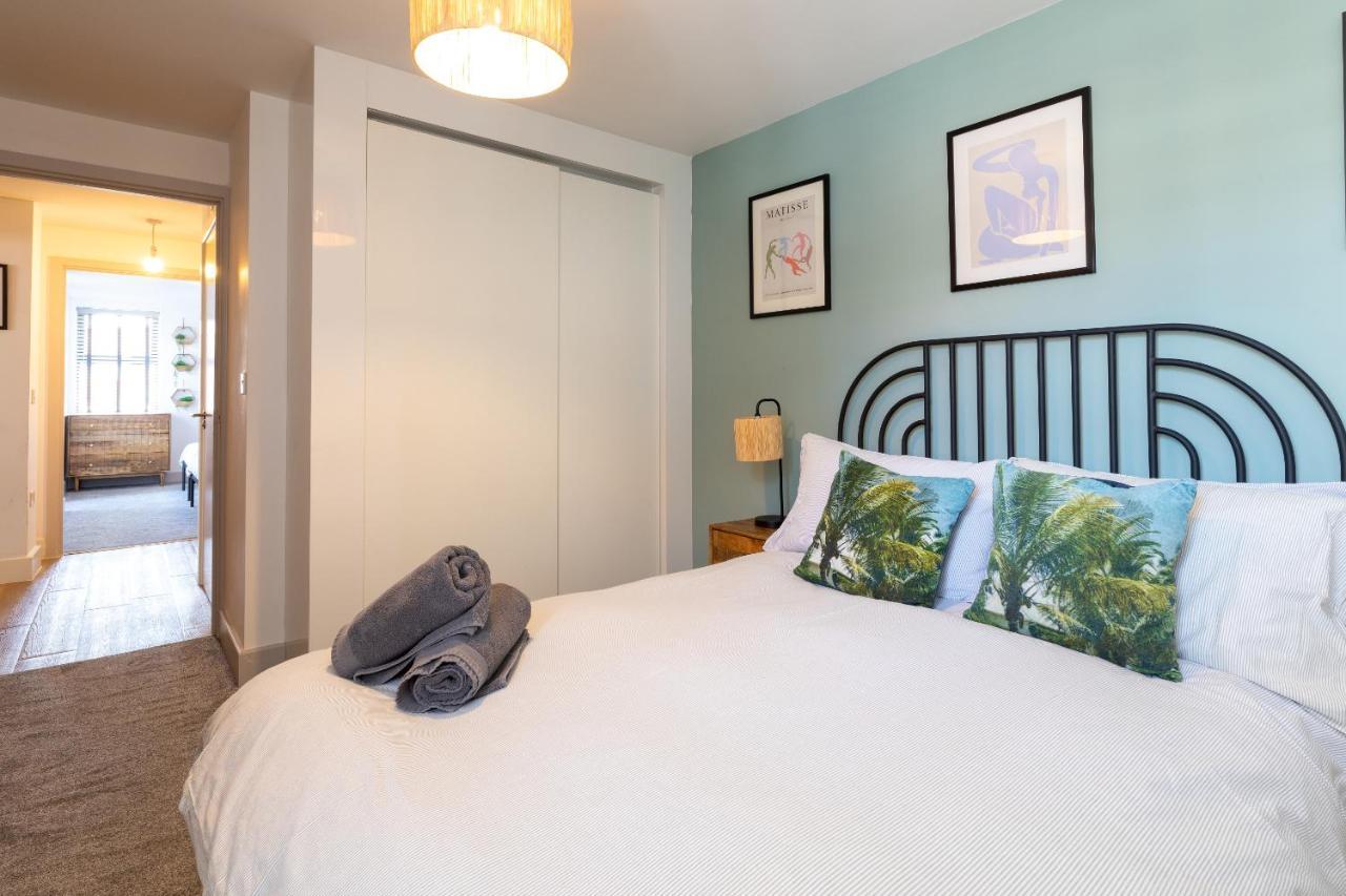 X-Large Two Bedroom & Two Bathroom Apartment With Free Evening Parking Southampton Ngoại thất bức ảnh