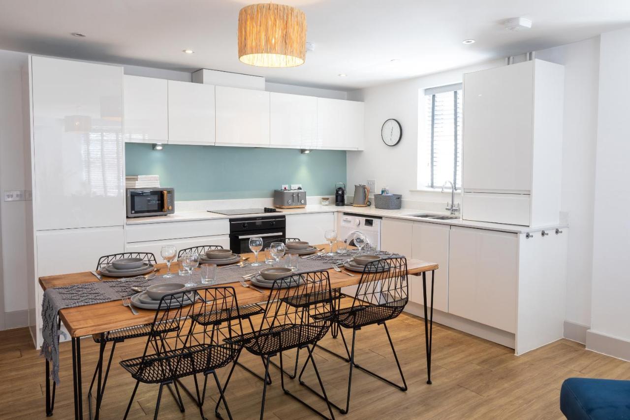 X-Large Two Bedroom & Two Bathroom Apartment With Free Evening Parking Southampton Ngoại thất bức ảnh